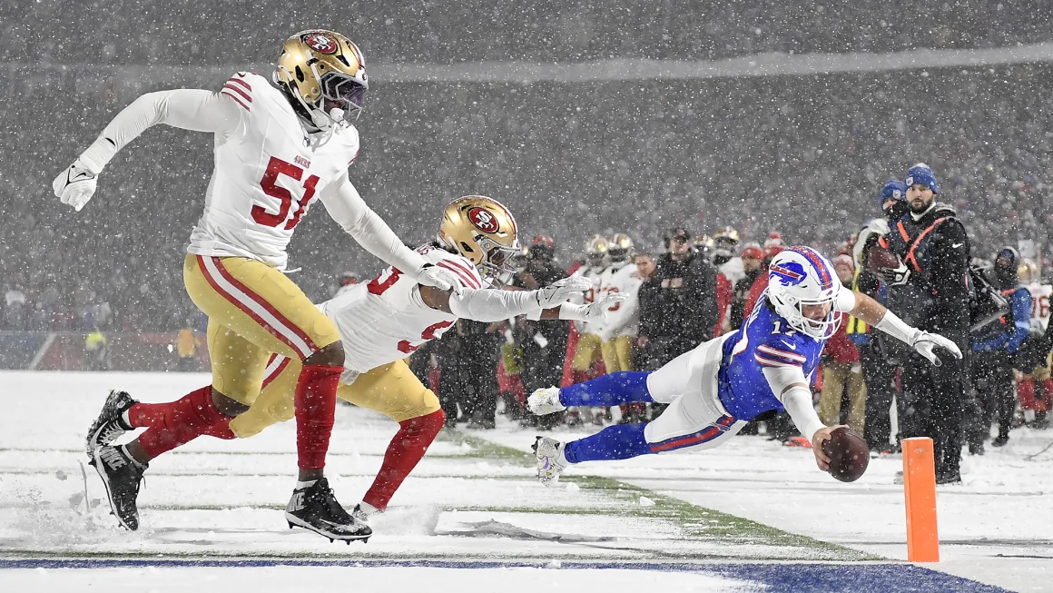 Les Bills décrochent une place en séries éliminatoires après des statistiques historiques de QB dans des conditions enneigées, les Steelers égalent le record : revue de la semaine 13 de la NFL dimanche